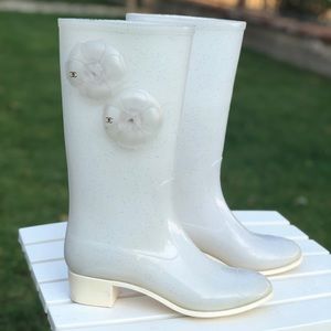 Authentic Chanel Rain boots size 38 off white